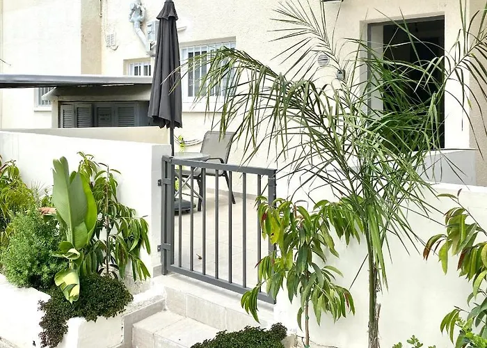 Luxury Industrial House 8 *